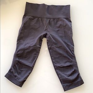 Lululemon Flow Crop Yoga Pants